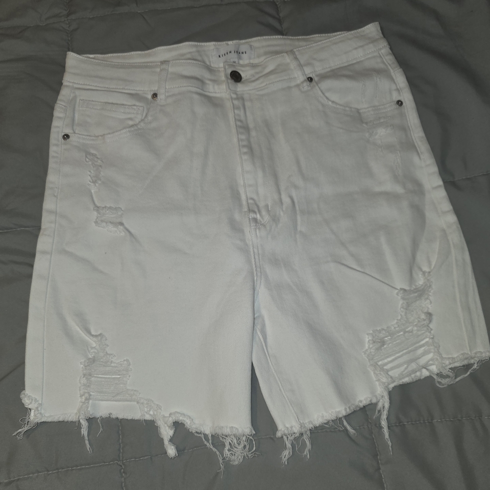 RISEN White Distressed Women’s Denim Shorts